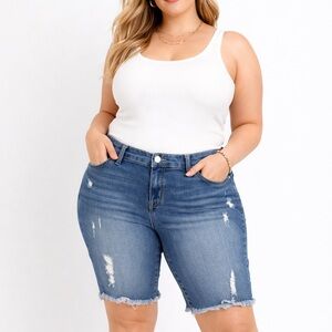 Torrid Size 1 (14/16) Distressed Denim Bermuda Shorts – Stretchy & Flattering